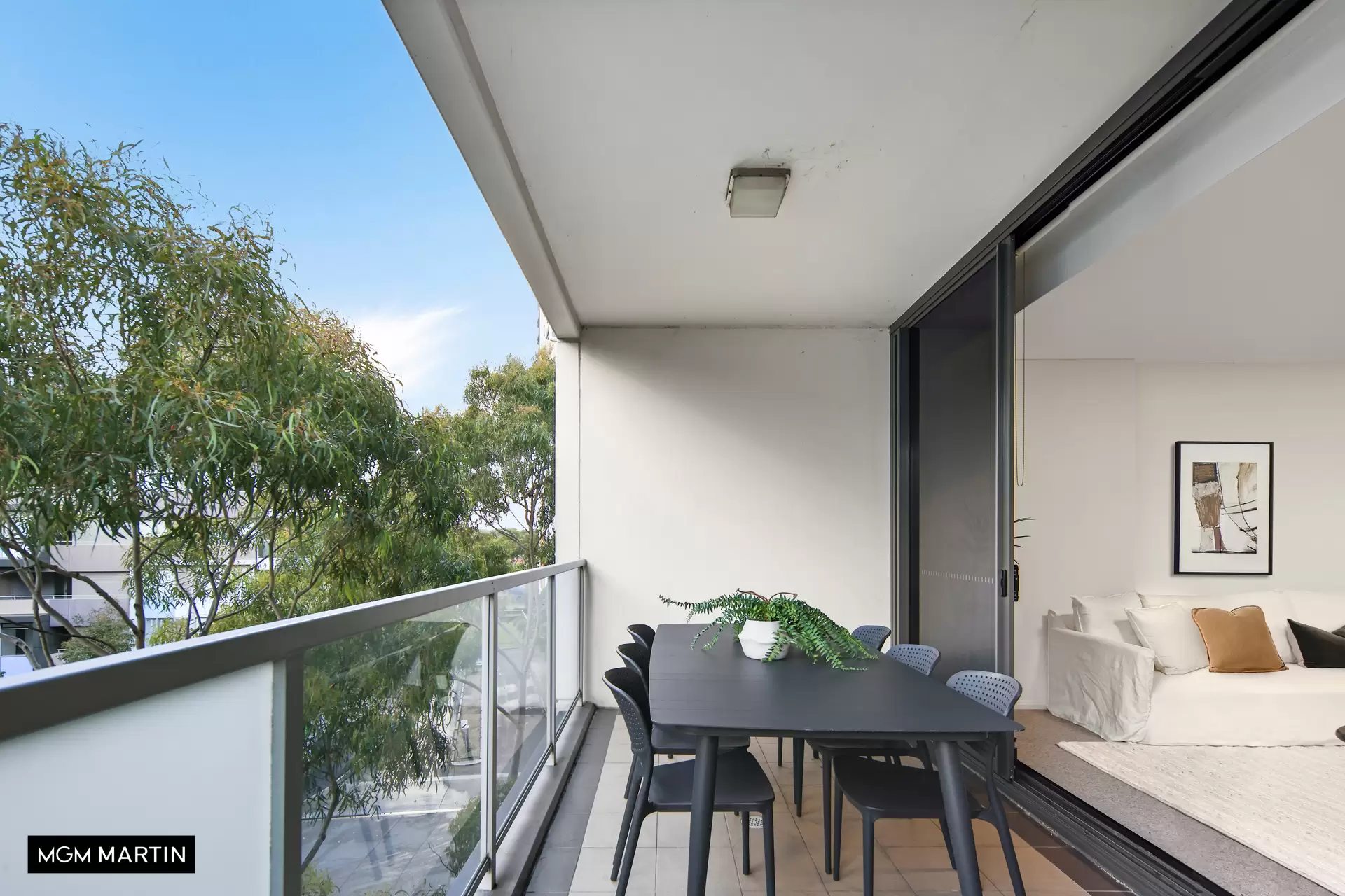 625/5 Defries Avenue, Zetland Sold by MGM Martin - image 1