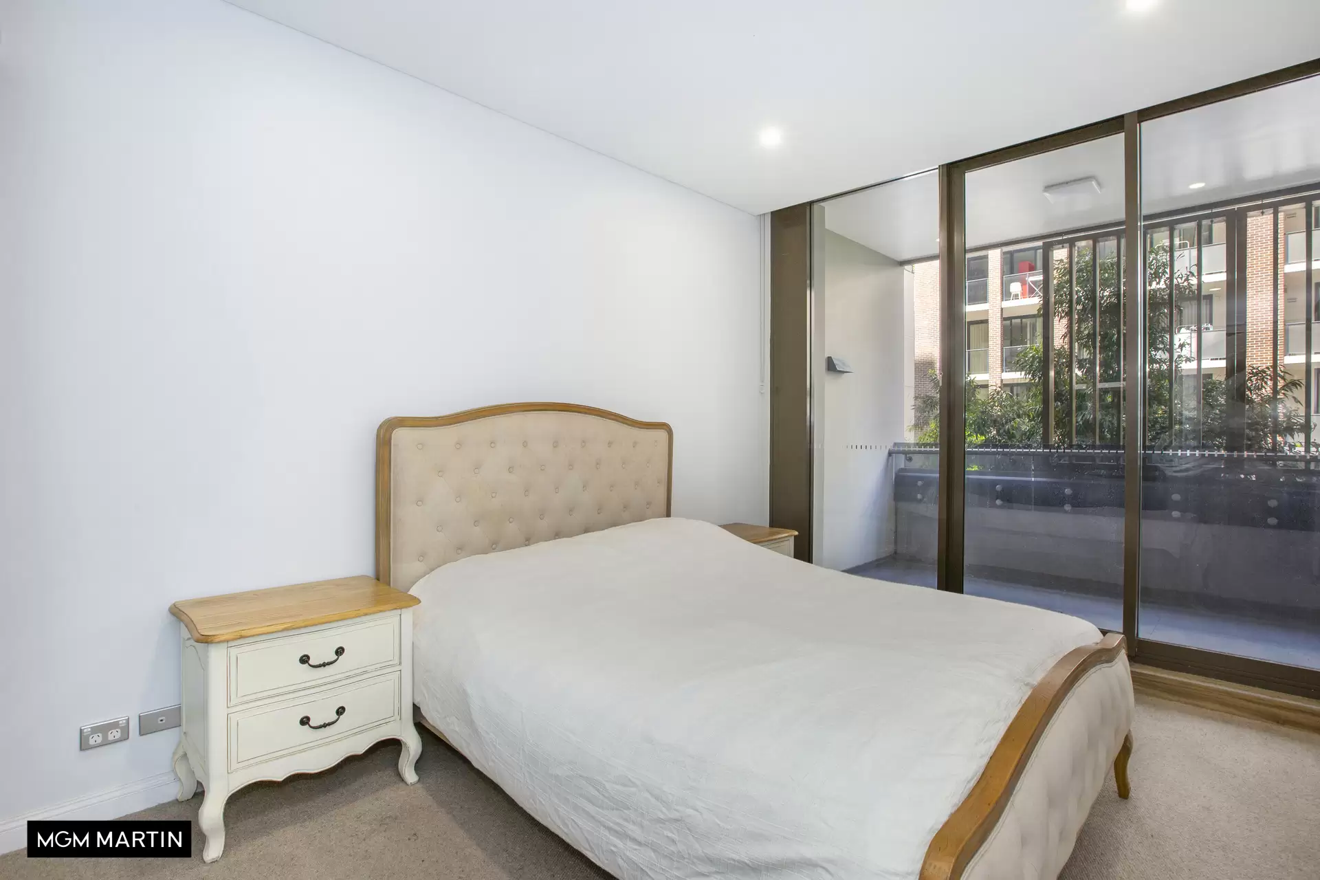 122/8 Galloway Street, Mascot Leased by MGM Martin - image 1