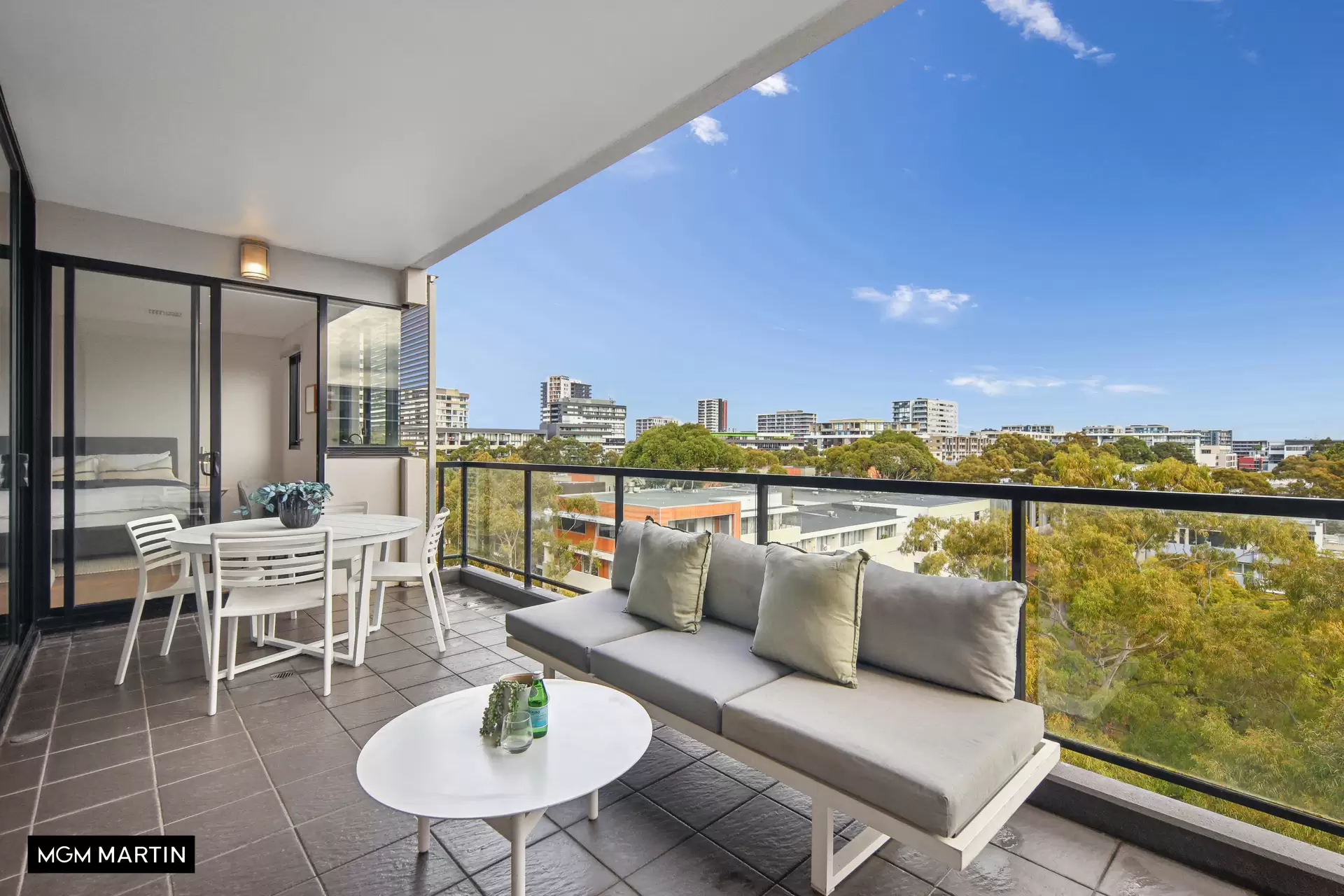 3702/2 Wolseley Grove, Zetland Sold by MGM Martin - image 1