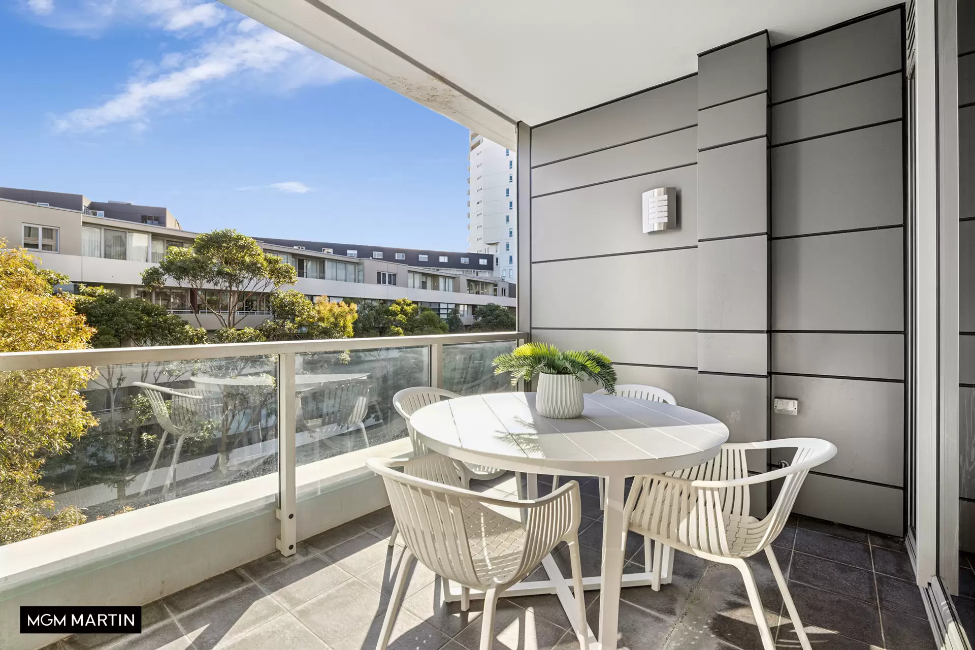 20/6A Defries Avenue, Zetland Sold by MGM Martin - image 1