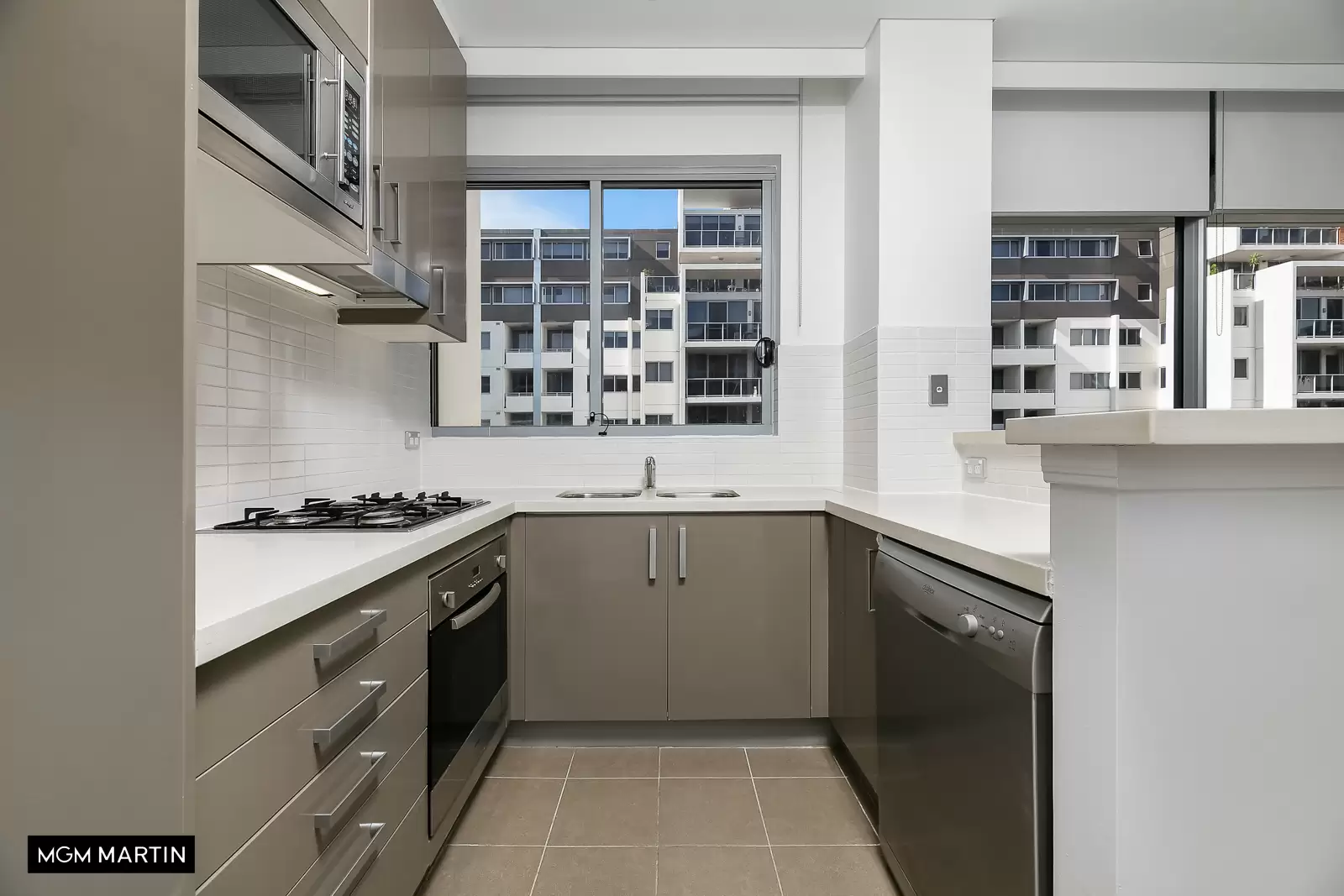 645/9 Rothschild Avenue, Rosebery Leased by MGM Martin - image 1