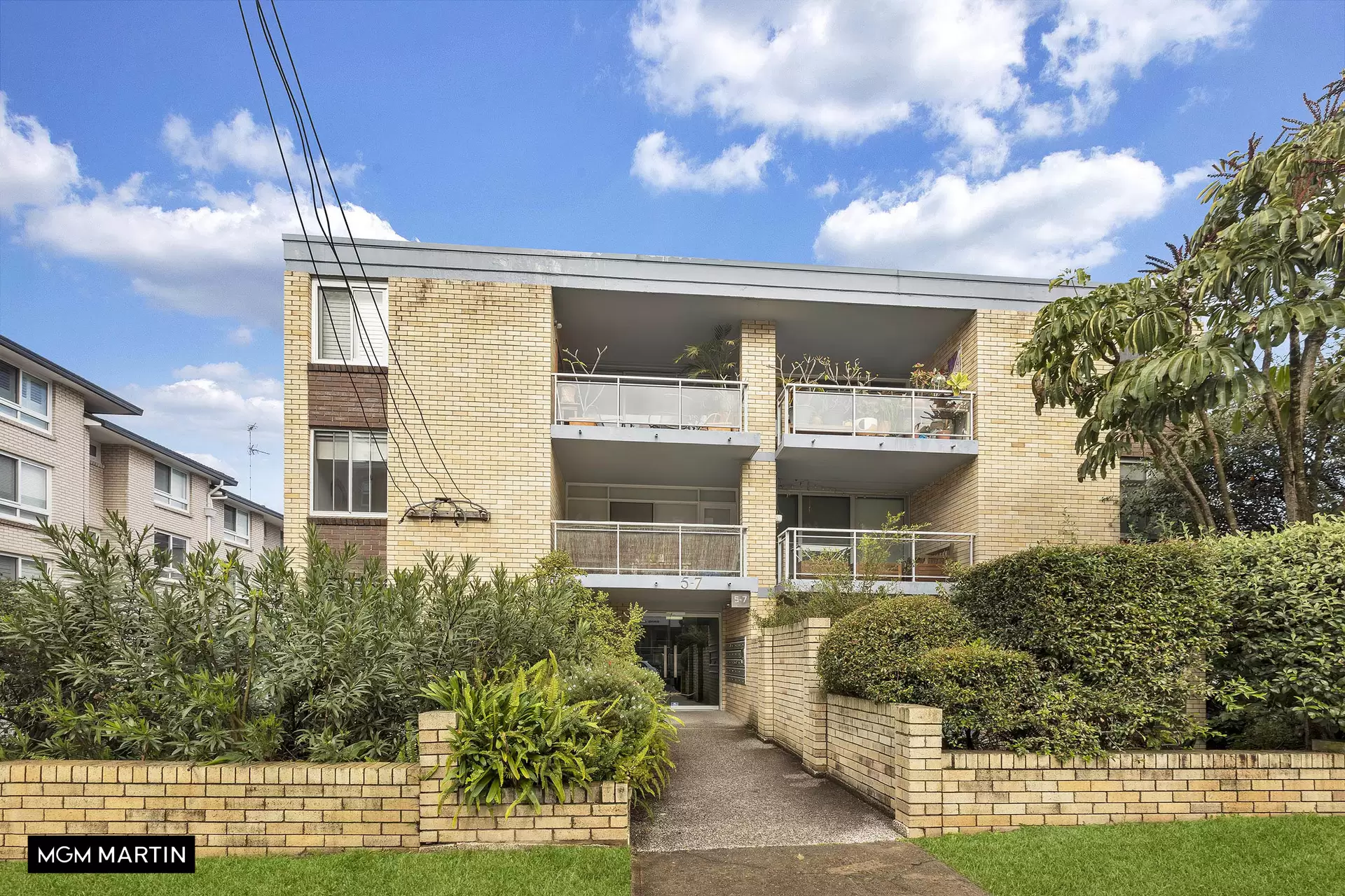 2/5-7 MacPherson Street, Waverley Leased by MGM Martin - image 1