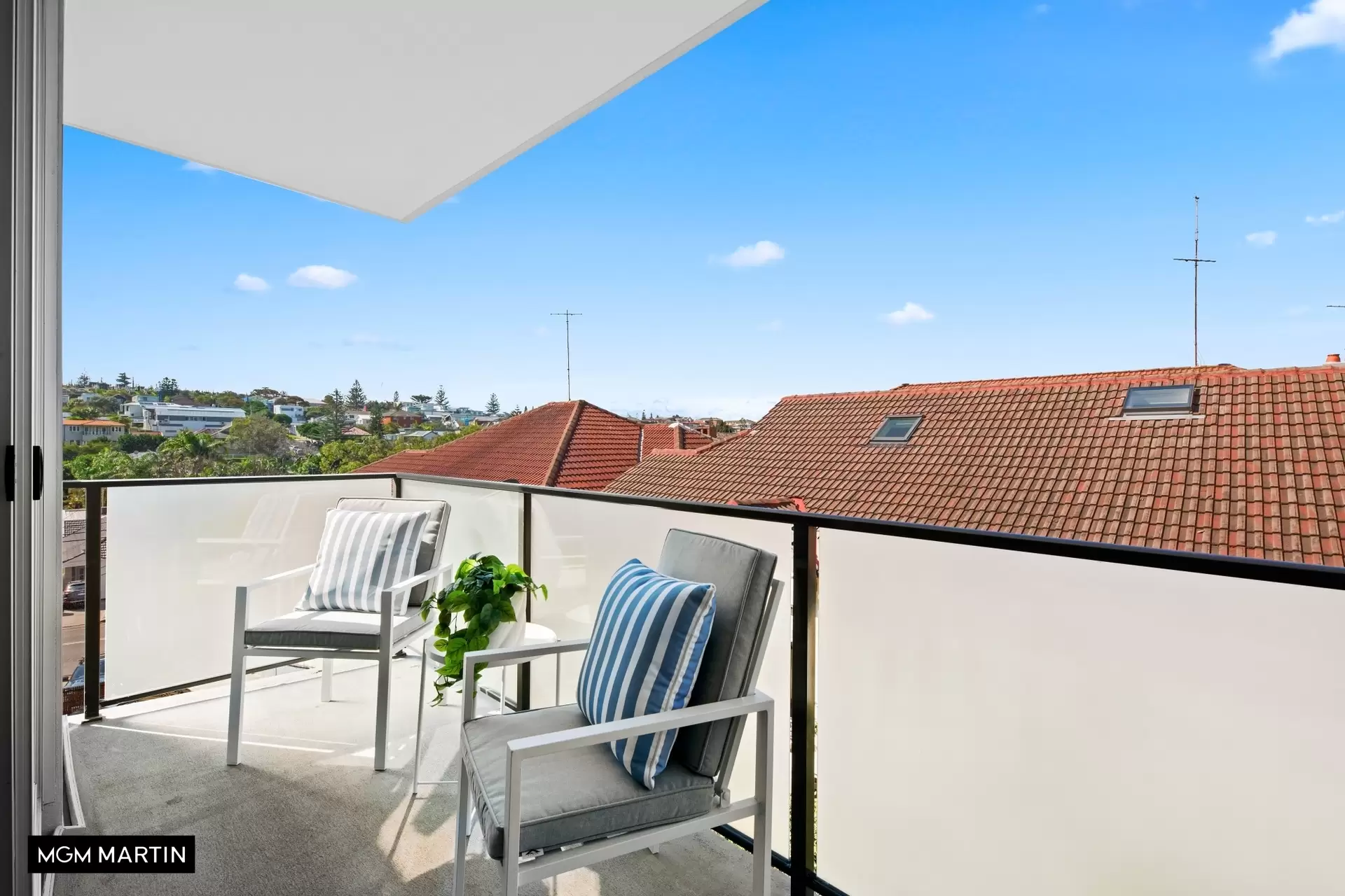 7/316-322 Clovelly Road, Clovelly Sold by MGM Martin - image 1