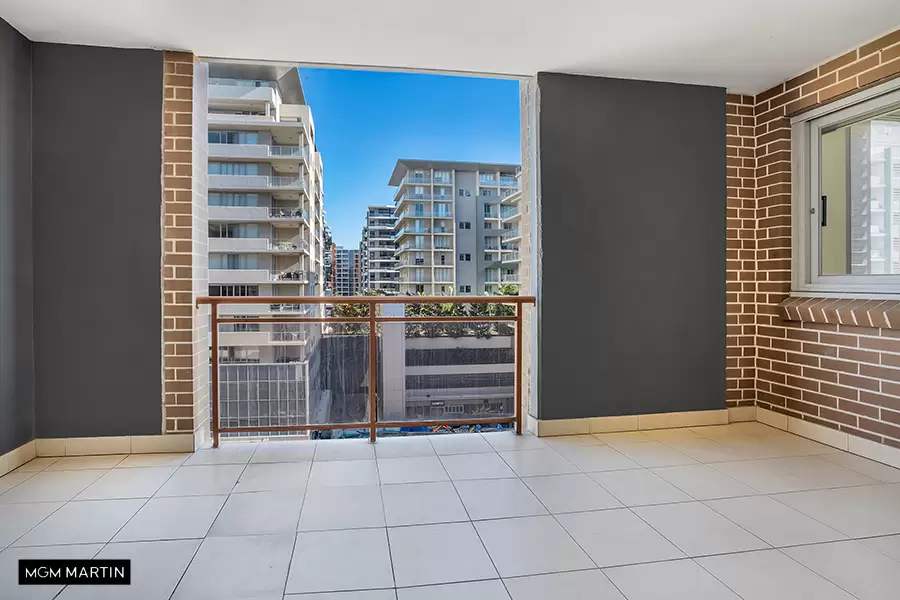 25/7 Bourke Street, Mascot Leased by MGM Martin - image 1
