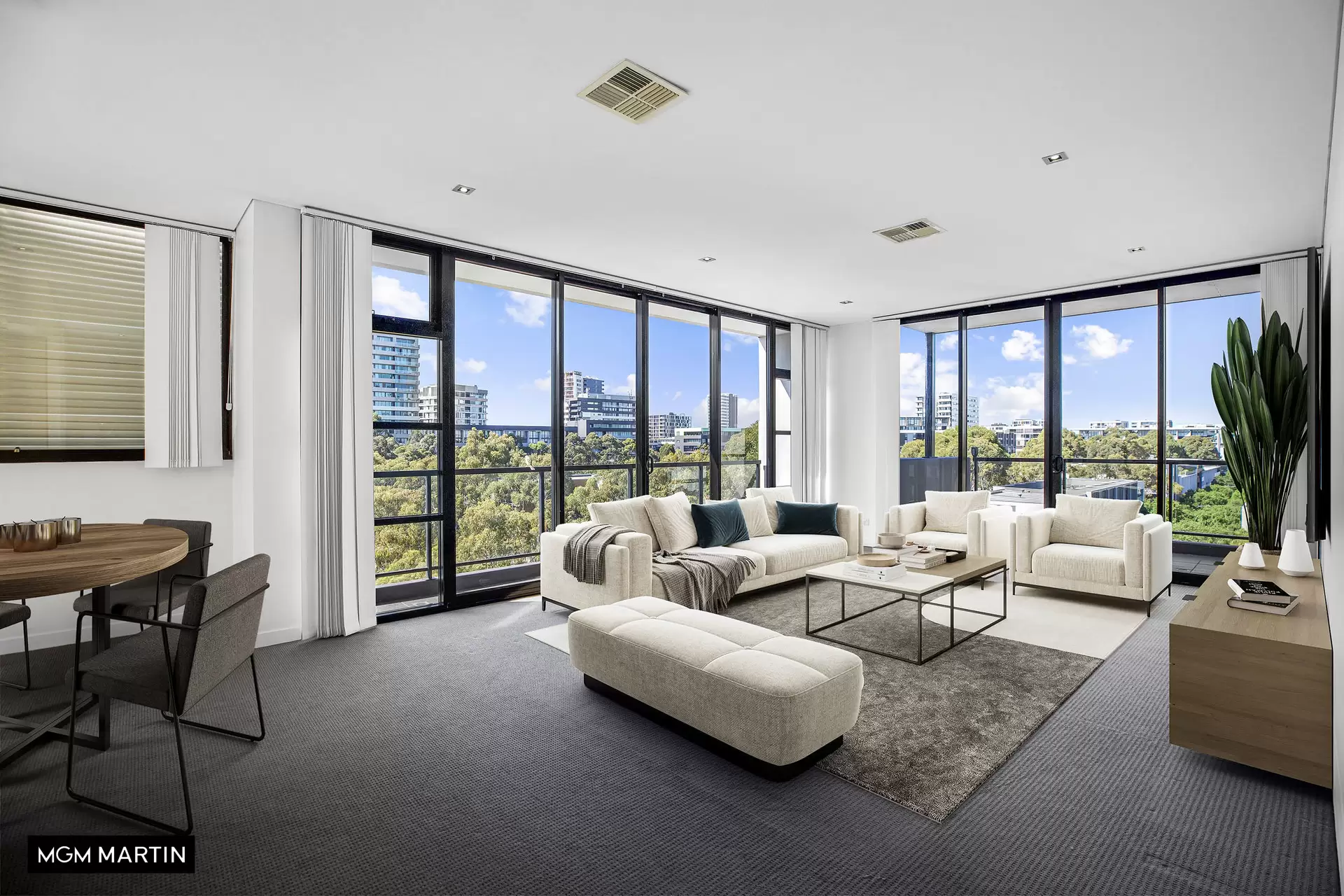 3701/2 Wolseley Grove, Zetland Leased by MGM Martin - image 1