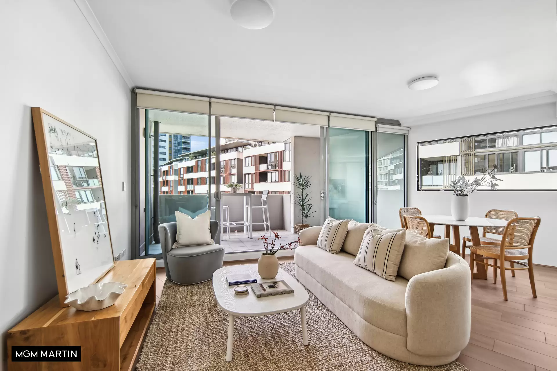 27/22 Gadigal Avenue, Zetland Sold by MGM Martin - image 1