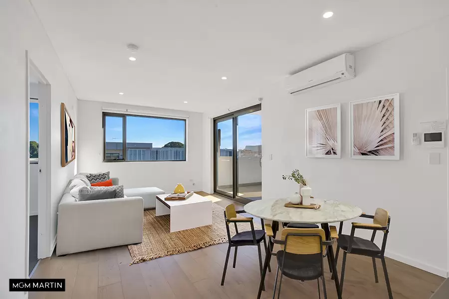 521/133-141 Botany Road, Waterloo Leased by MGM Martin - image 1