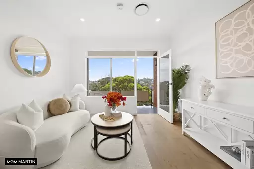 4/308 Alison Road, Coogee Auction by MGM Martin