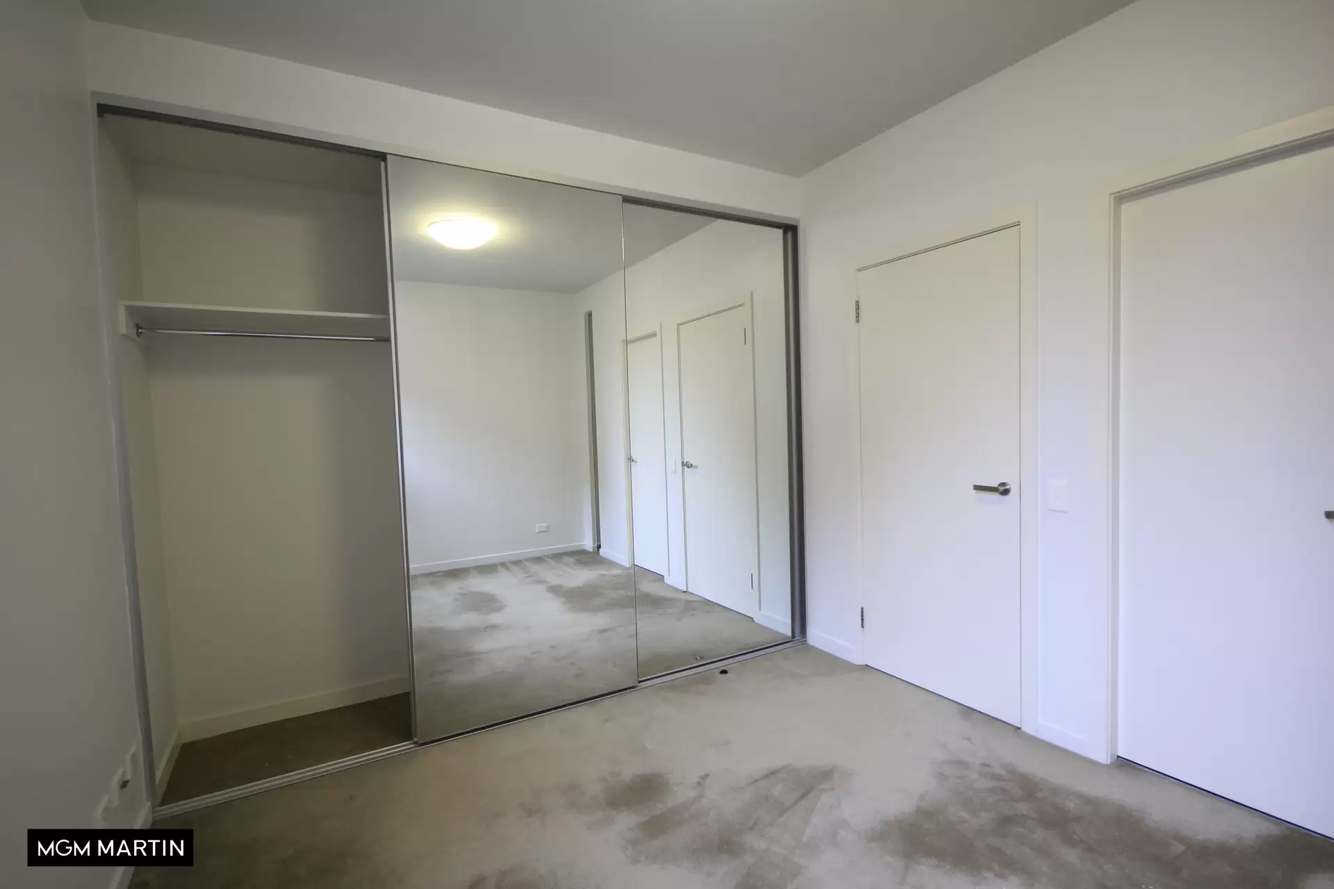 39/1 Thread Lane, Waterloo Leased by MGM Martin - image 1