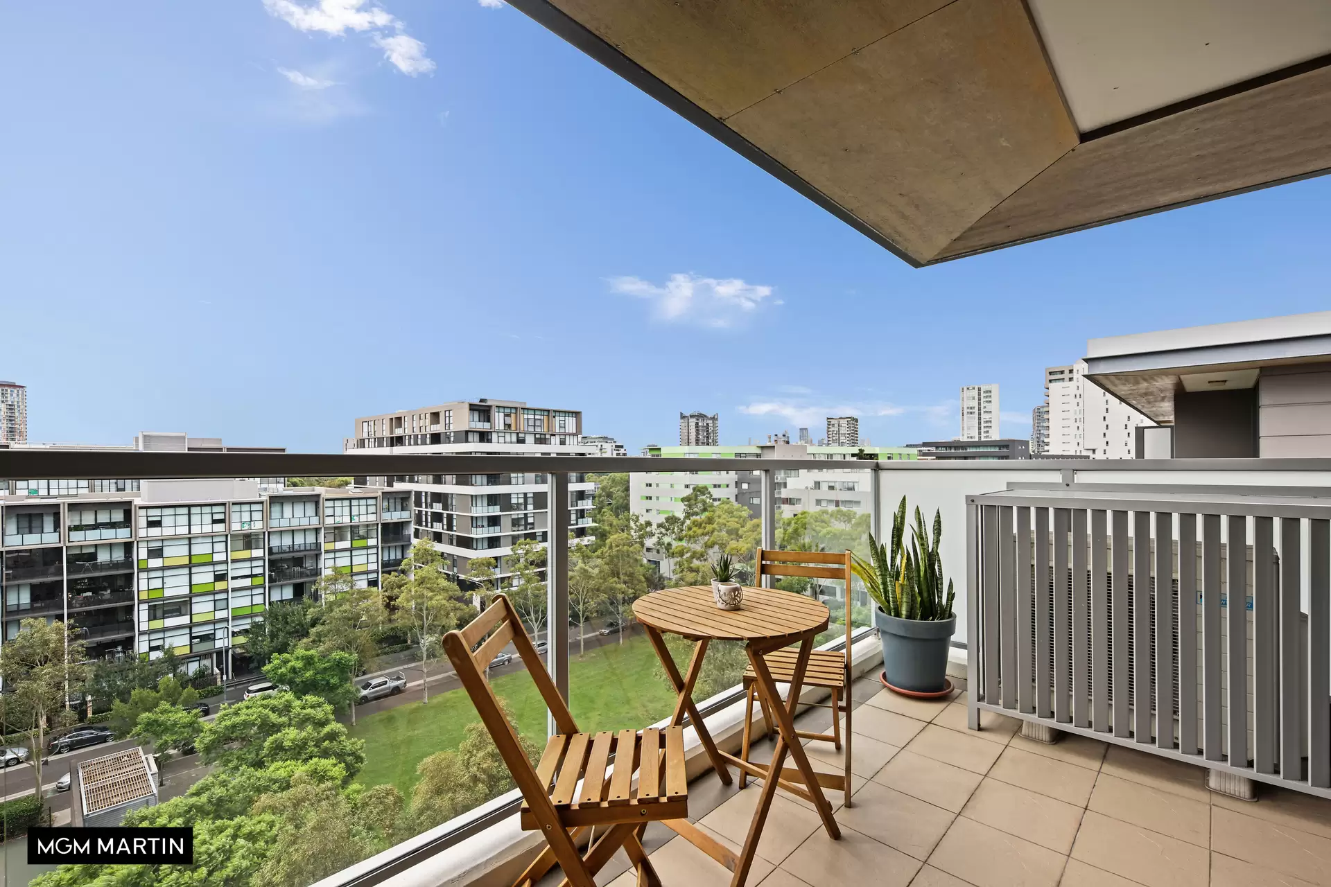 905/4 Ascot Avenue, Zetland For Sale by MGM Martin - image 1