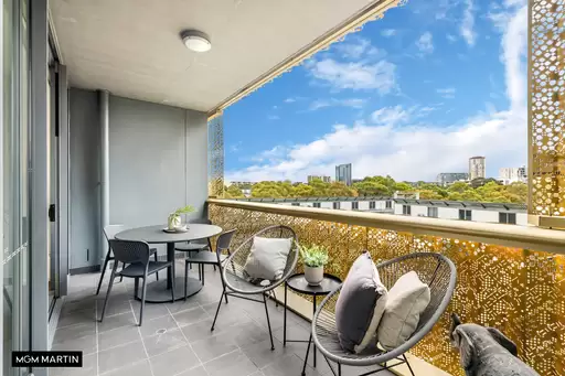 408/17 Gadigal Avenue, Zetland Sold by MGM Martin