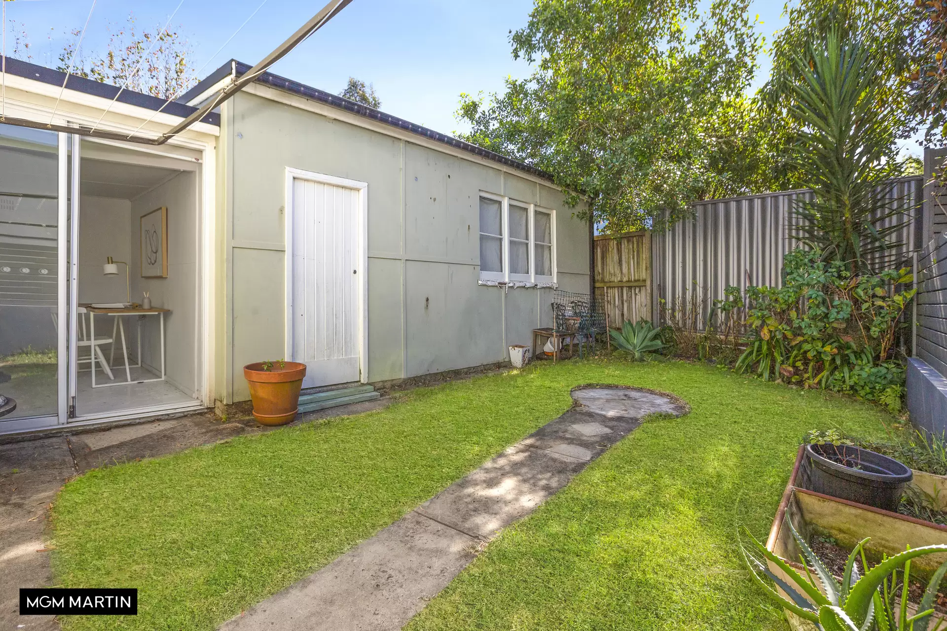 11 Hawthorne Street, Leichhardt Sold by MGM Martin - image 1