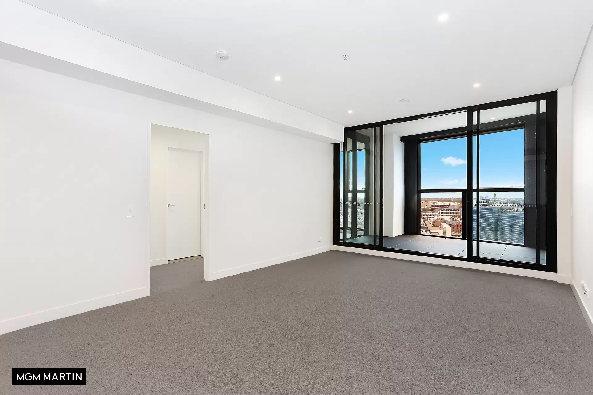 1501/6 Ebsworth Street, Zetland Leased by MGM Martin - image 1