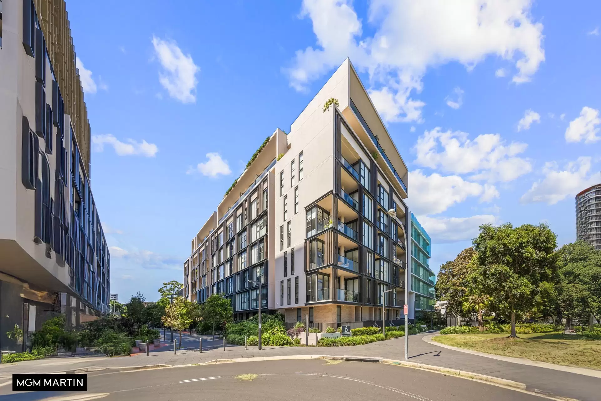 2415/6 Kingsborough Way, Zetland Sold by MGM Martin - image 1