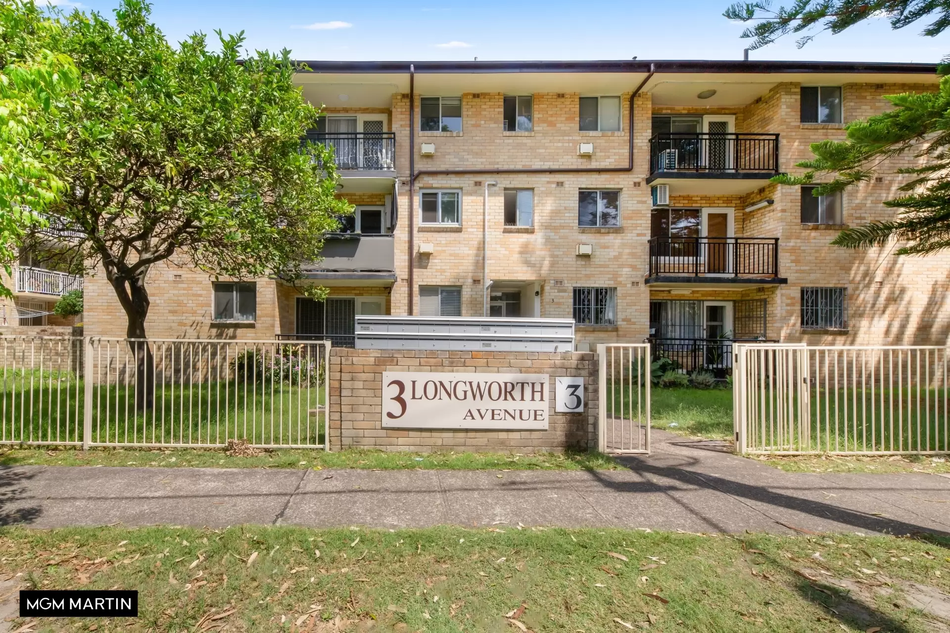 2/3 Longworth Avenue, Eastlakes For Sale by MGM Martin - image 1