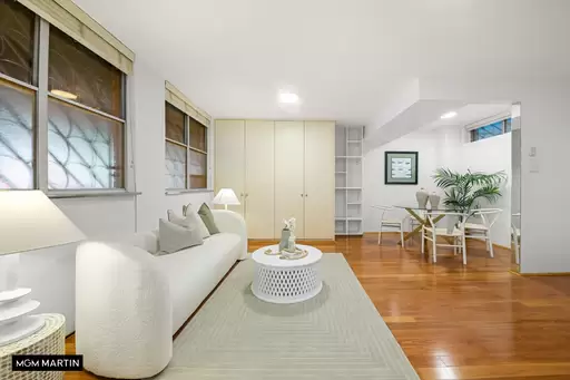 10/1-5 Cook Road, Centennial Park For Sale by MGM Martin
