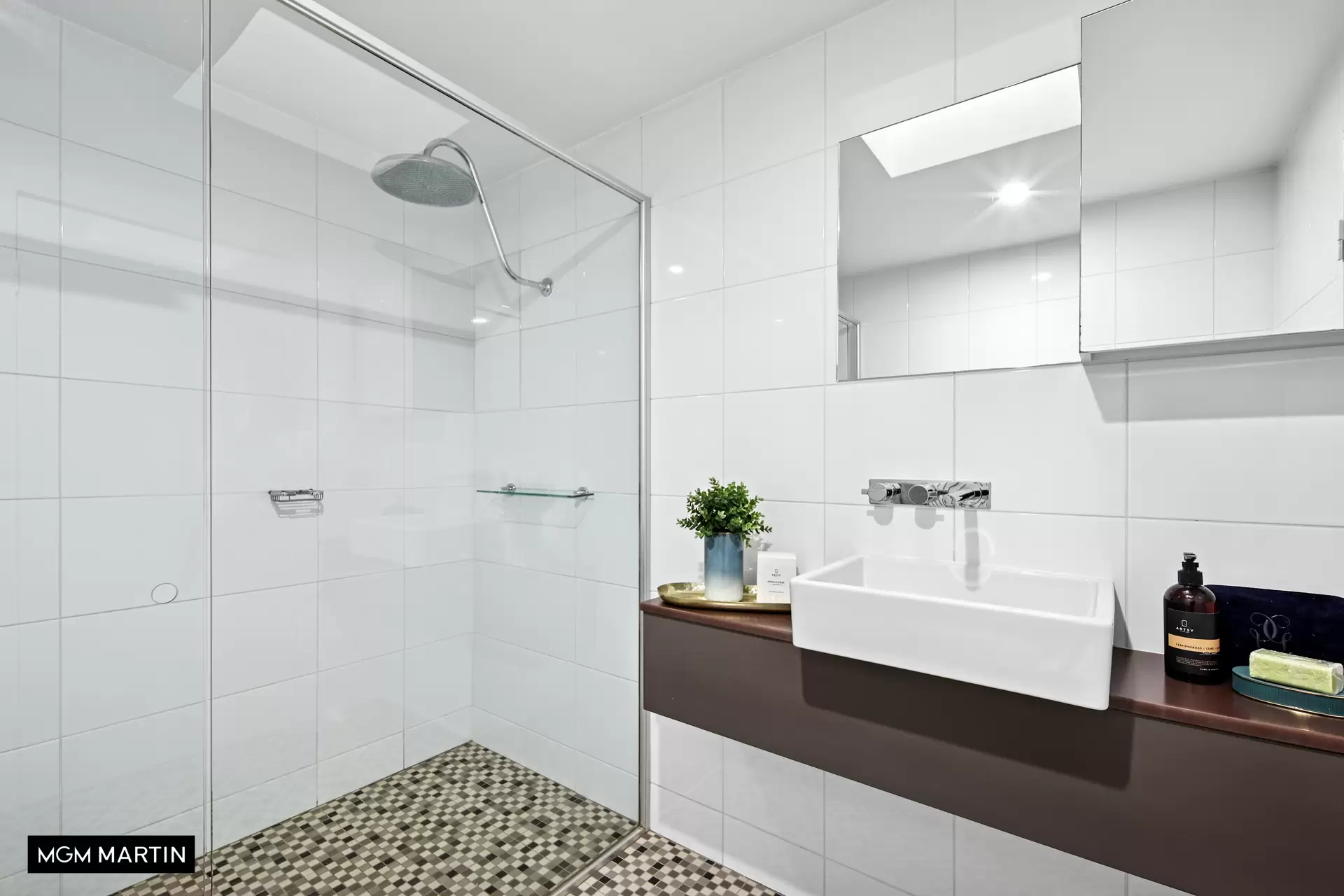30/30 Gadigal Avenue, Zetland Sold by MGM Martin - image 1