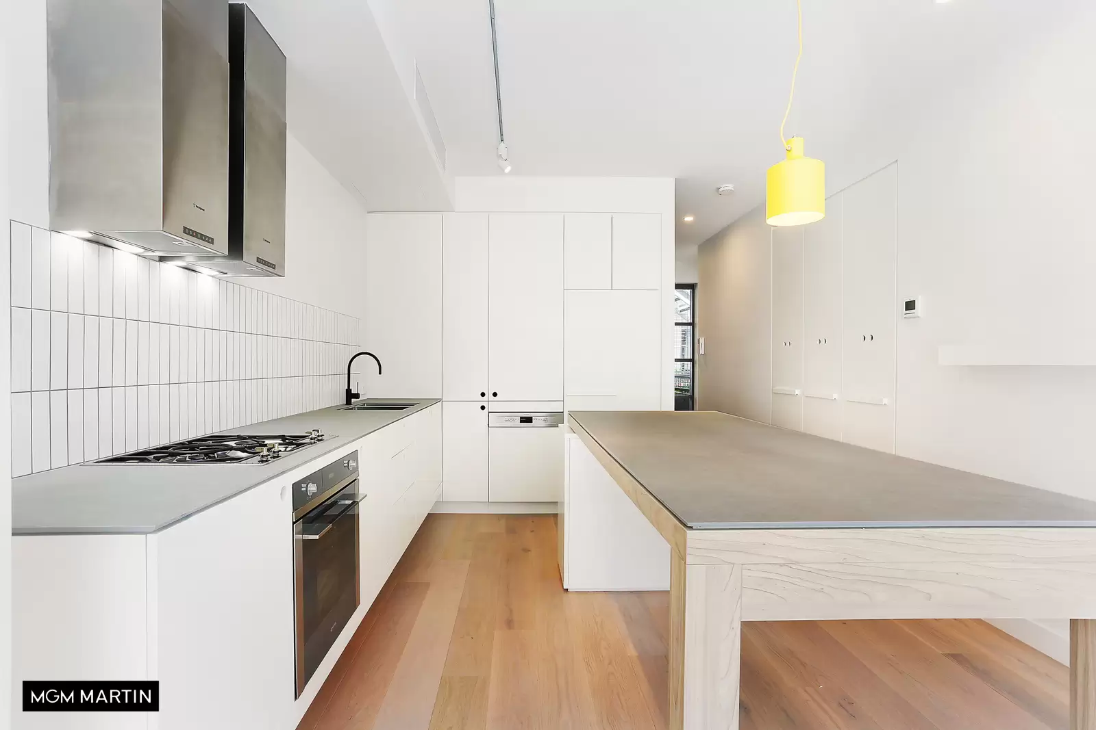 B512/810  Elizabeth Street, Waterloo For Sale by MGM Martin - image 1