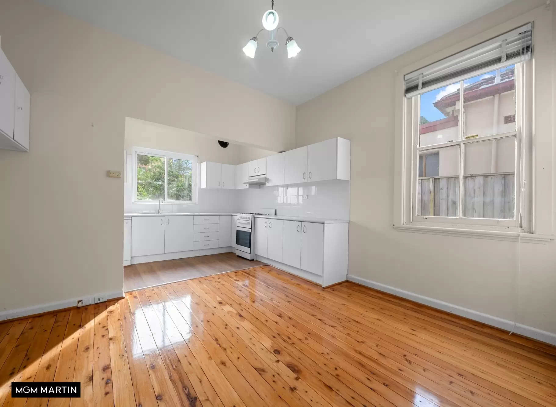 26 Hayward Street, Kingsford Auction by MGM Martin - image 1