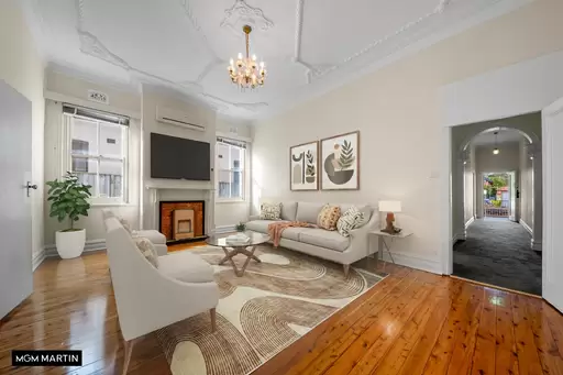 26 Hayward Street, Kingsford Auction by MGM Martin