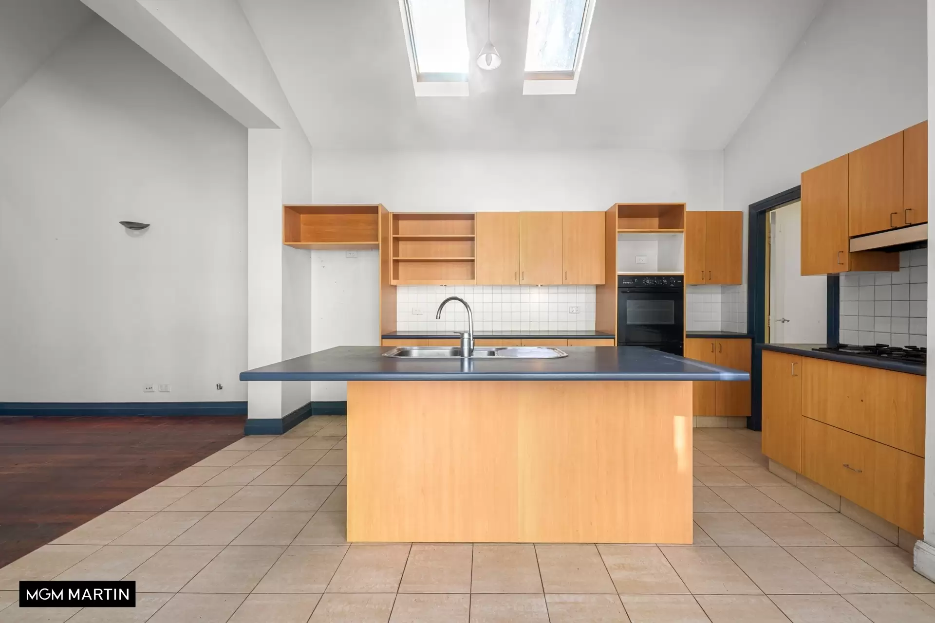 5 Bathurst Street, Woollahra Auction by MGM Martin - image 1