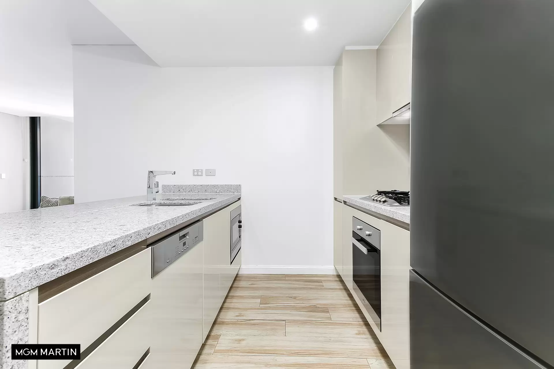 738/31 Kent Road, Mascot For Lease by MGM Martin - image 1