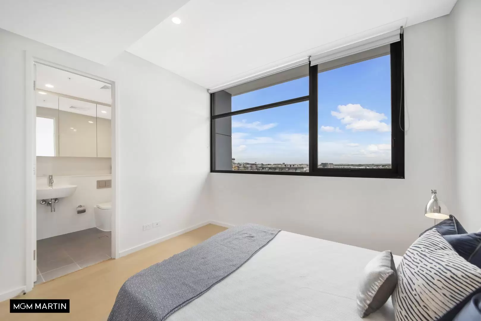 708/12 Paul Street, Zetland For Lease by MGM Martin - image 1