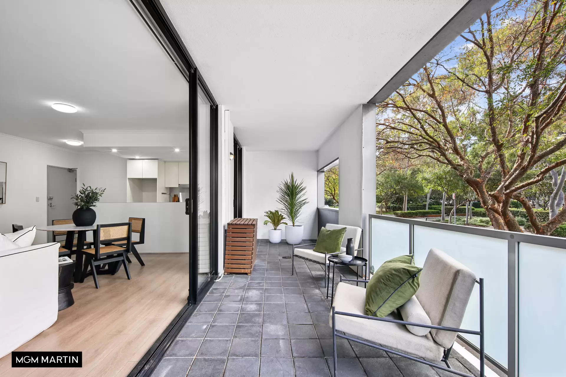 93/5A Victoria Park Parade, Zetland For Sale by MGM Martin - image 1