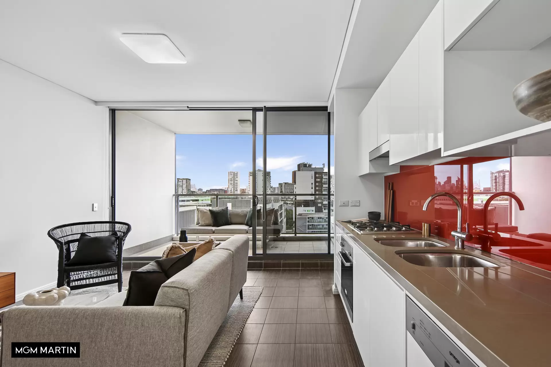 1142/8 Ascot Avenue, Zetland For Sale by MGM Martin - image 1