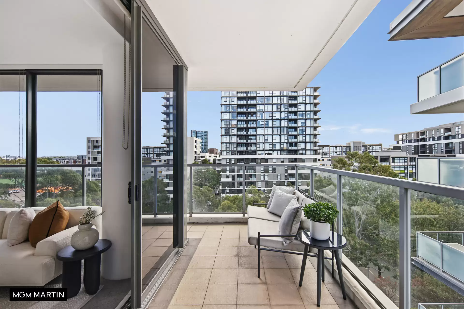 841/8 Ascot Avenue, Zetland For Sale by MGM Martin - image 1