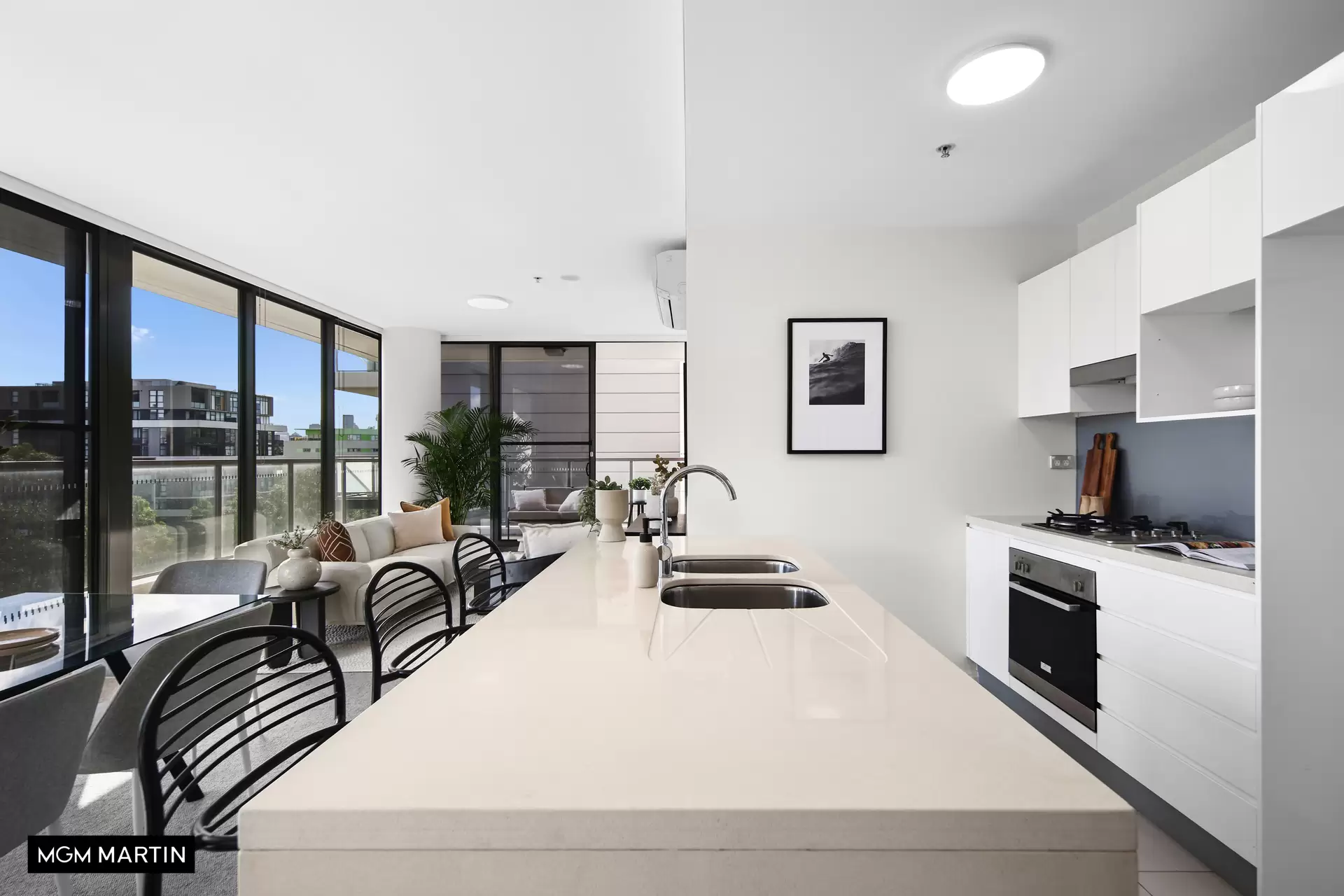 841/8 Ascot Avenue, Zetland For Sale by MGM Martin - image 1