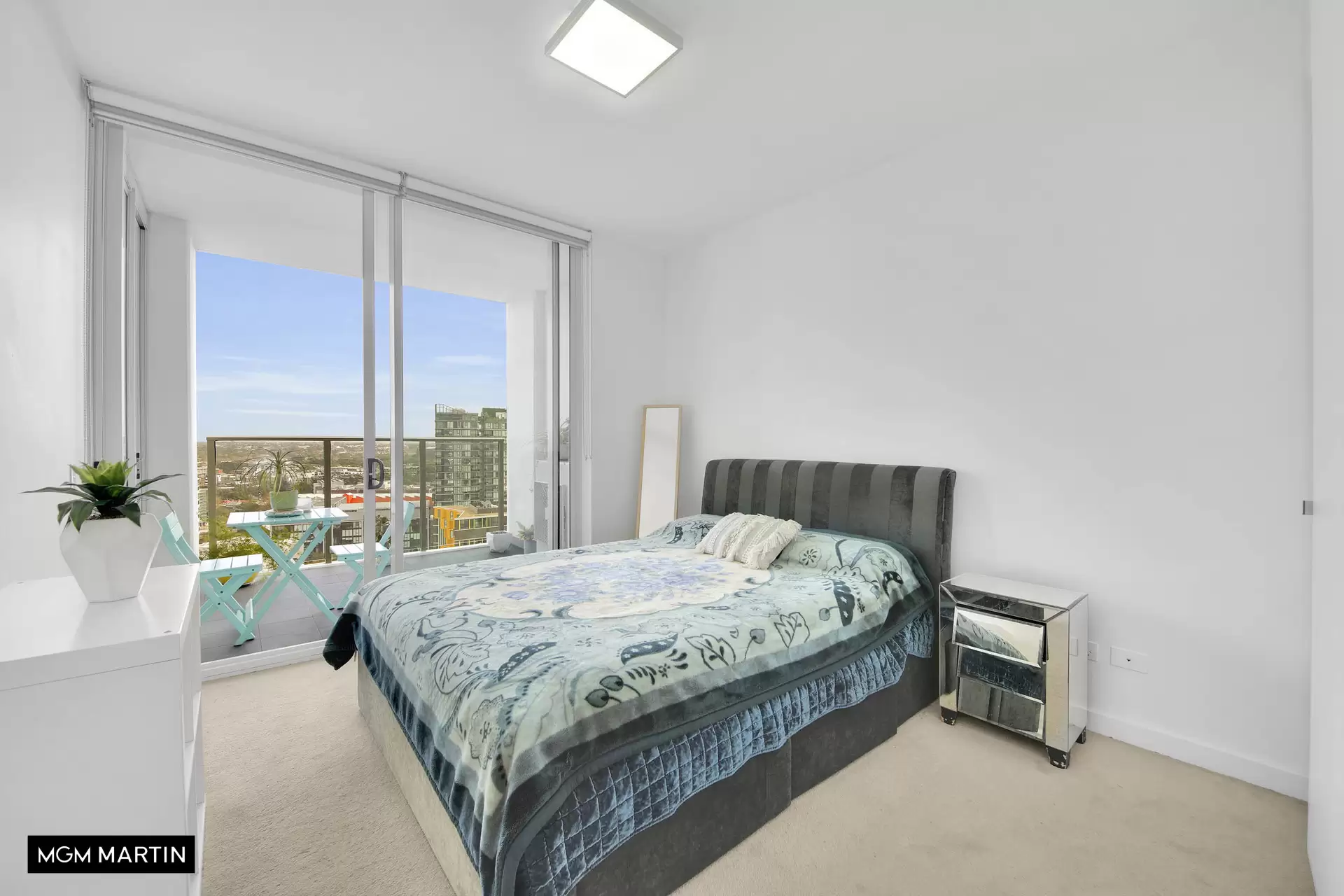 1902/15 Gadigal Avenue, Zetland For Lease by MGM Martin - image 1