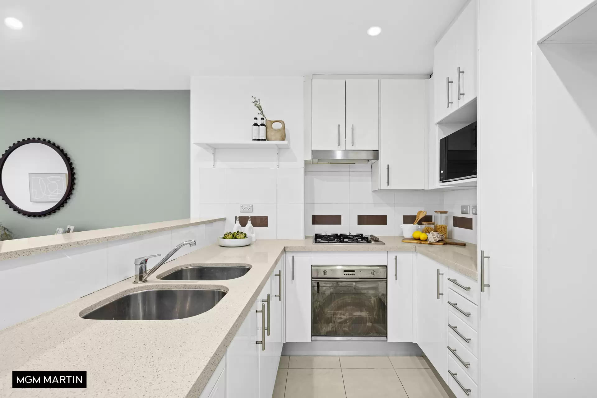 9/22 Crystal Street, Waterloo For Sale by MGM Martin - image 1