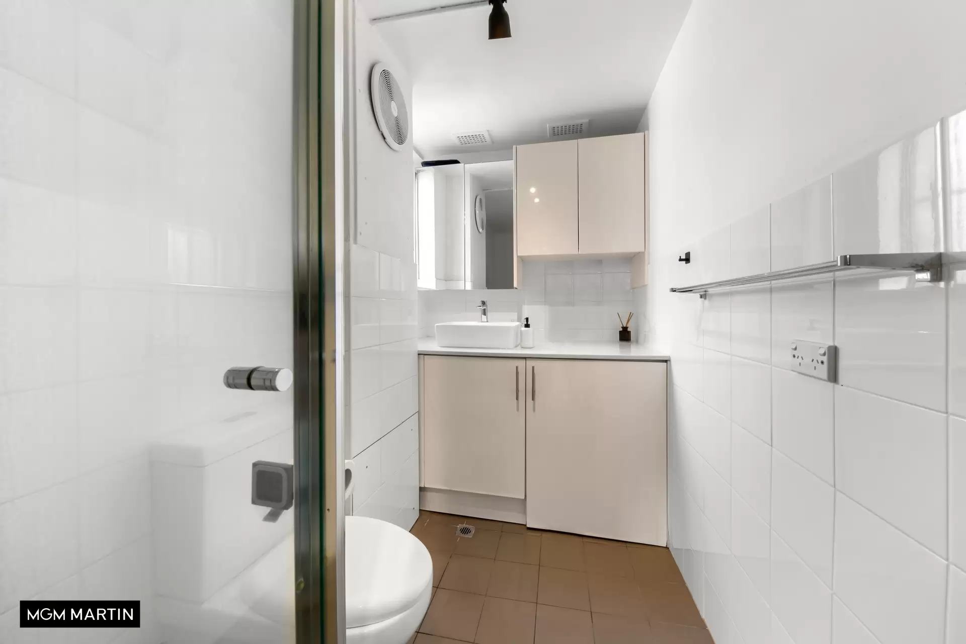 2/3 Longworth Avenue, Eastlakes For Lease by MGM Martin - image 1