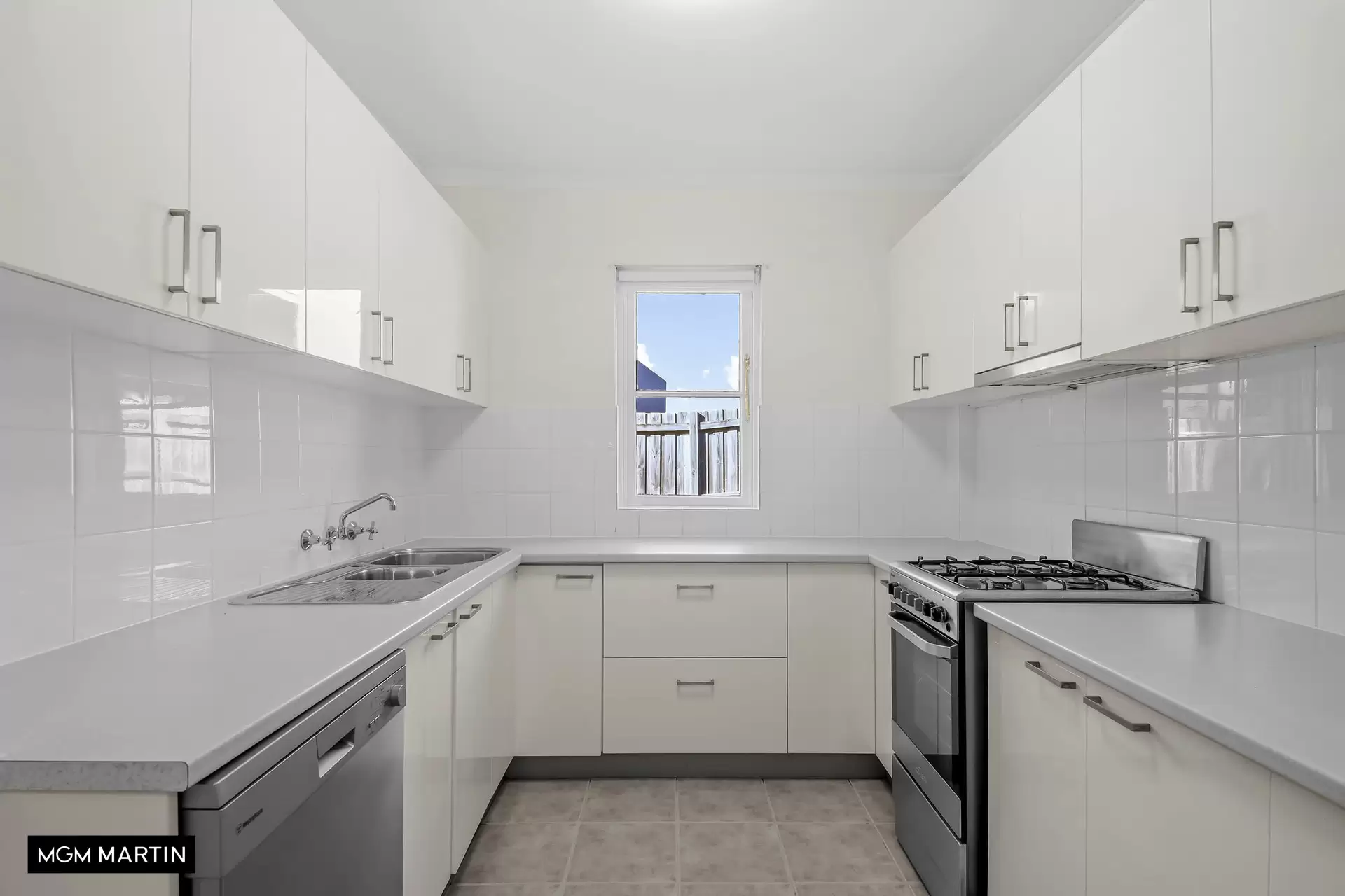 43 Harcourt Parade, Rosebery For Lease by MGM Martin - image 1
