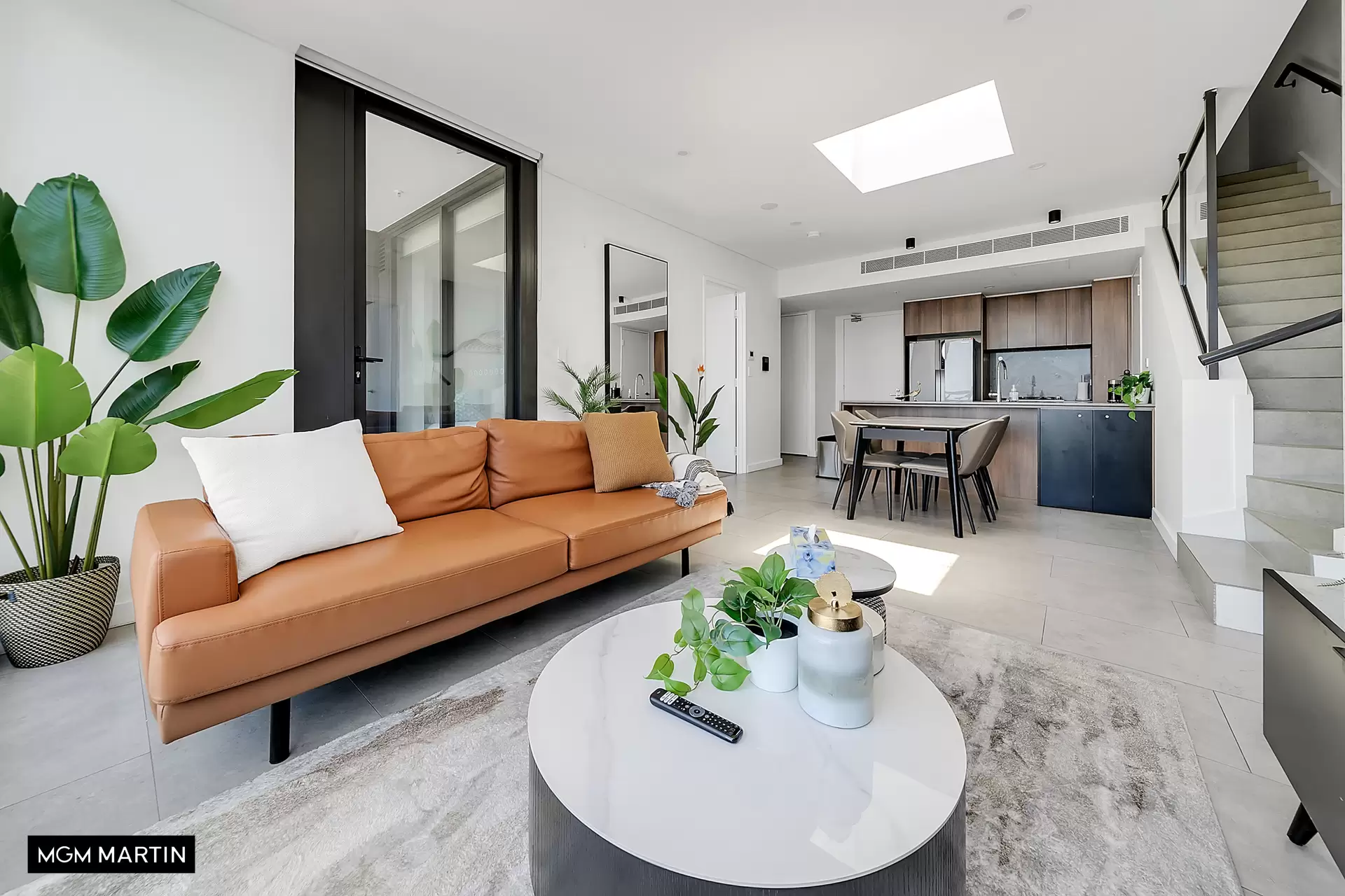 1201/3 Haran Street, Mascot For Lease by MGM Martin - image 1