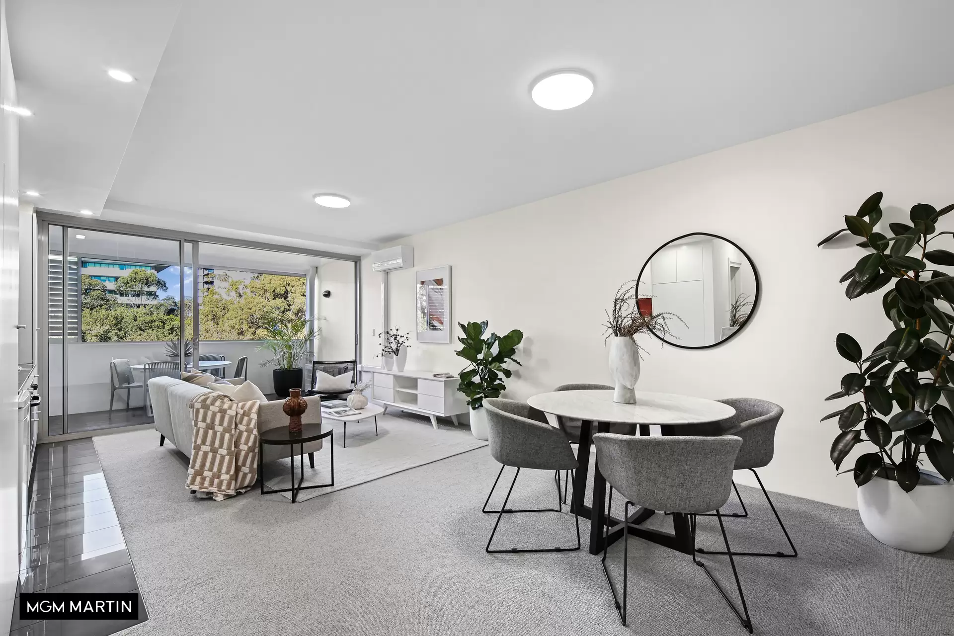 13/3 Victoria Park Parade, Zetland For Sale by MGM Martin - image 1