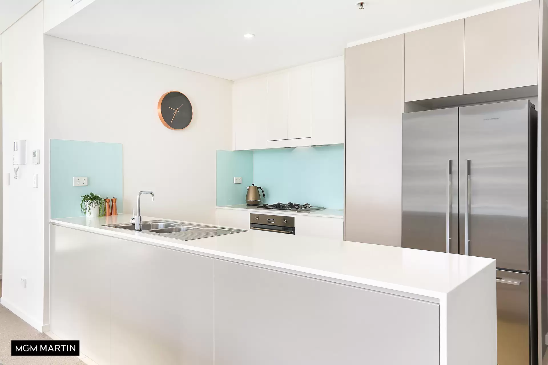 907C/8 Bourke Street, Mascot For Lease by MGM Martin - image 1