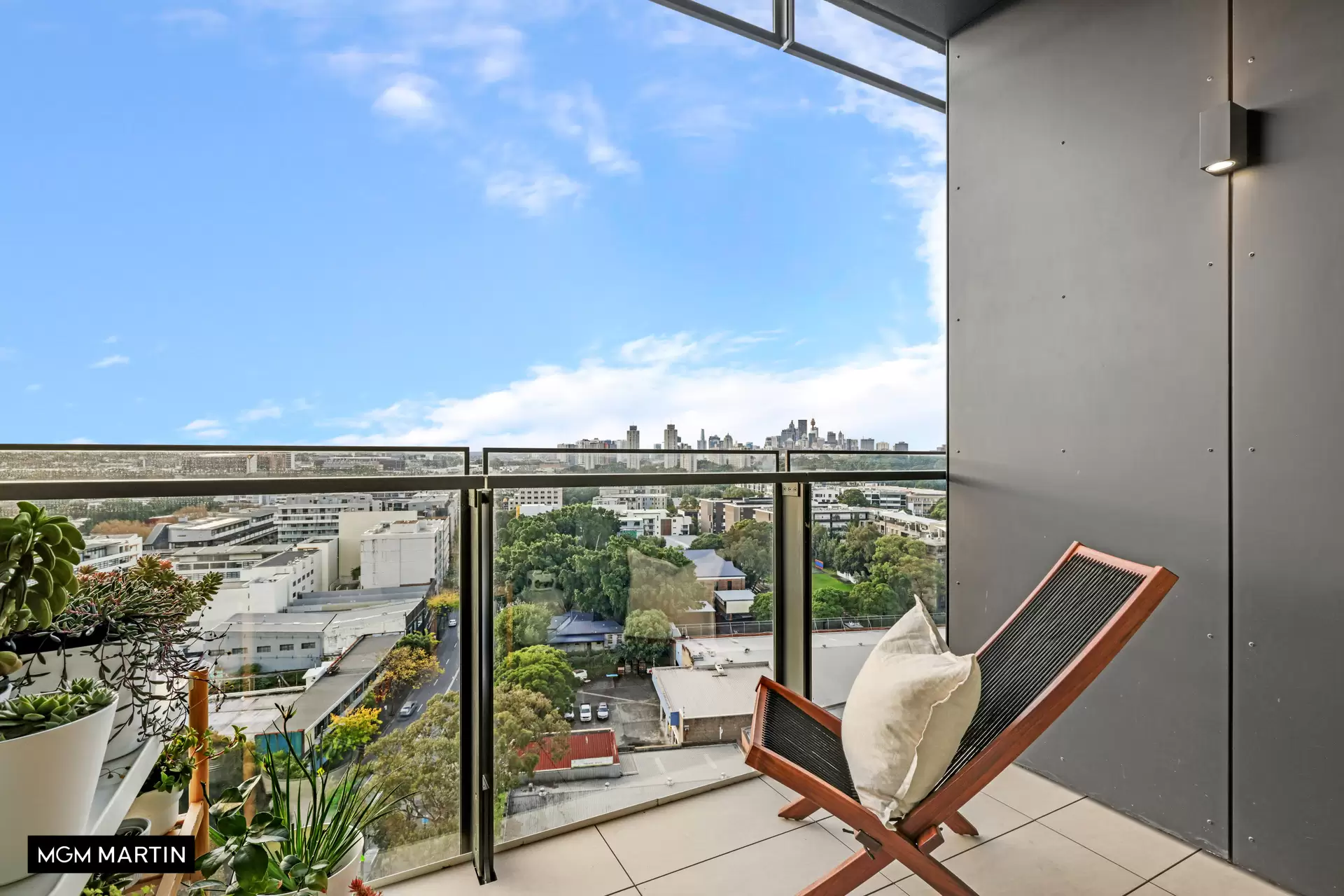 1518/303 Botany Road, Zetland Leased by MGM Martin - image 1