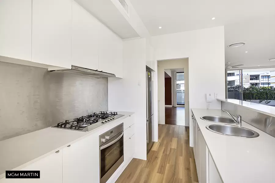 112/5A Victoria Park Parade, Zetland Leased by MGM Martin - image 1