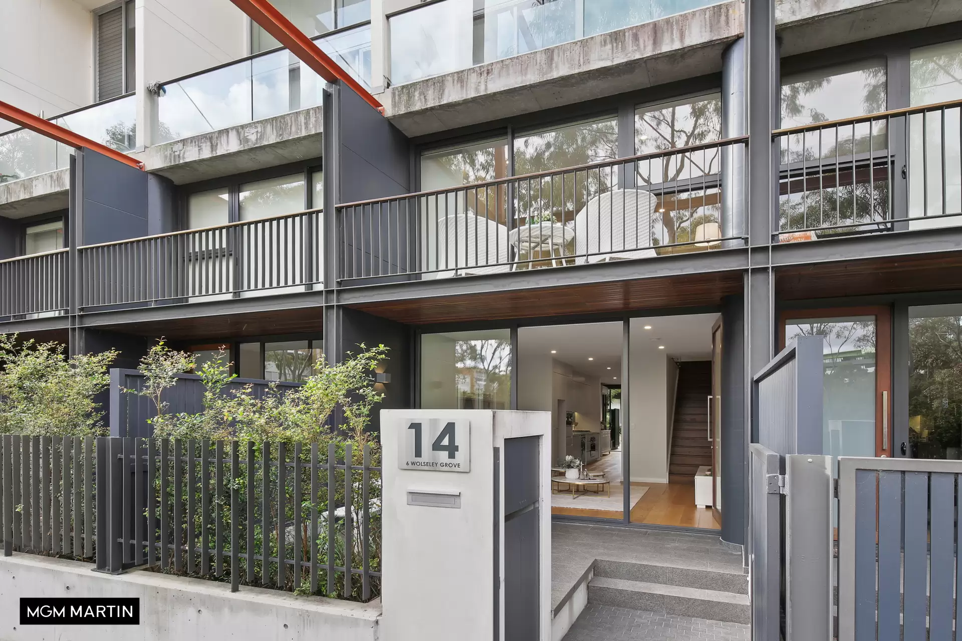 17/6 Wolseley Grove, Zetland Leased by MGM Martin - image 1