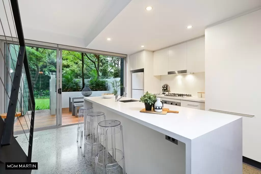 7/1 Leyland Grove, Zetland Leased by MGM Martin - image 1
