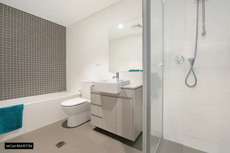 1004C/8 Bourke Street, Mascot Leased by MGM Martin - image 1
