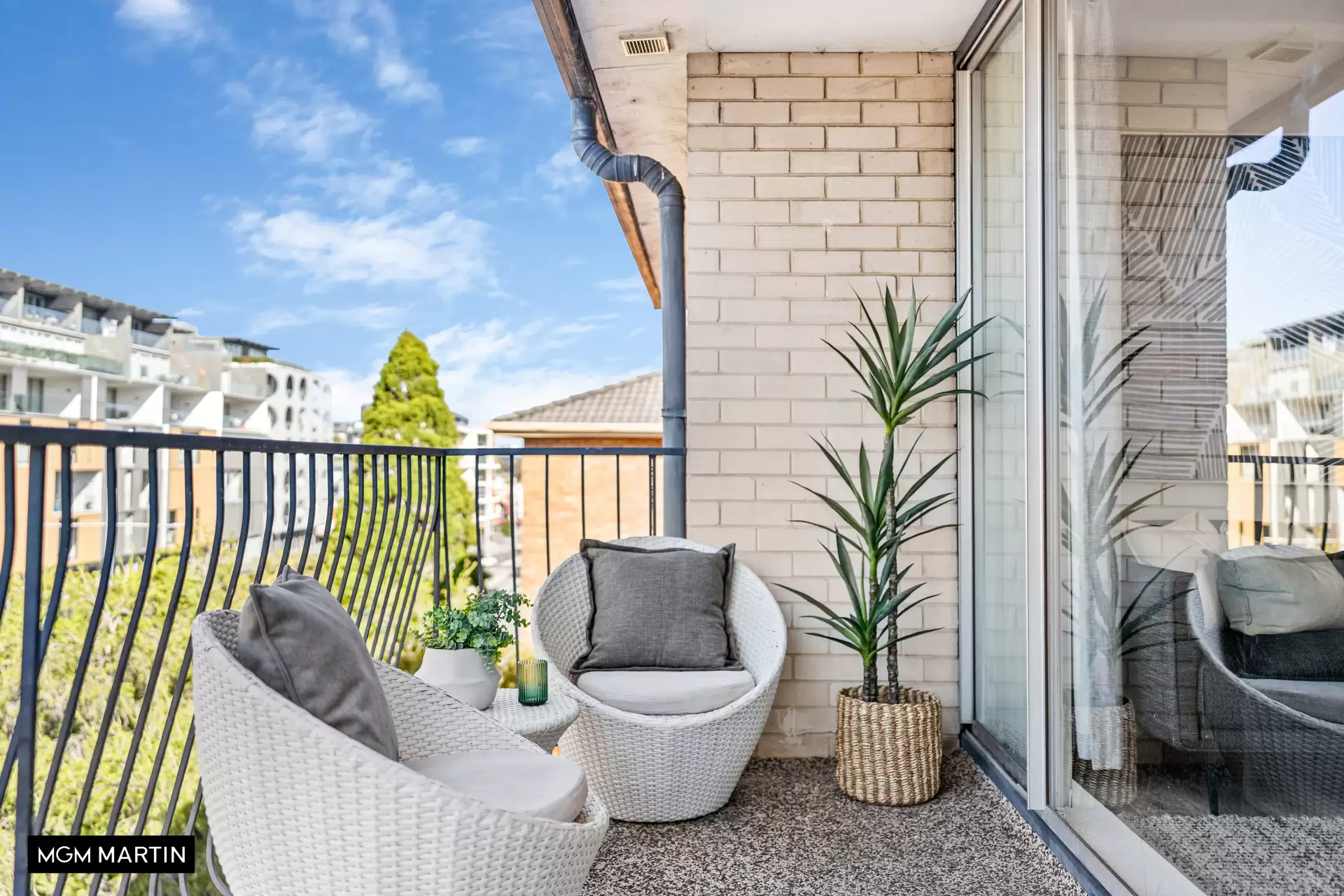 7/21-23 Anzac Parade, Kensington Leased by MGM Martin - image 1