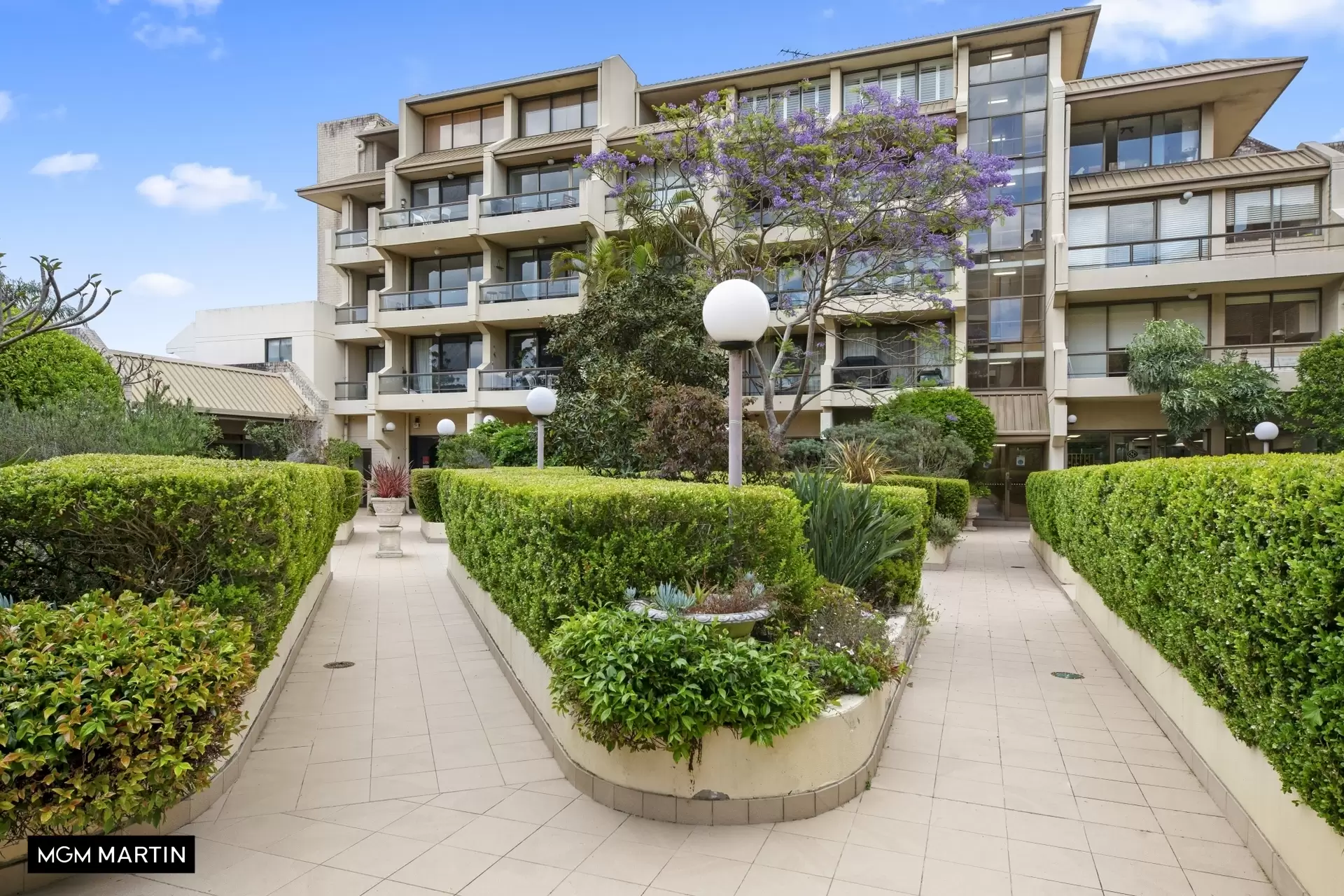 6/2 New Mclean Street, Edgecliff Sold by MGM Martin - image 1