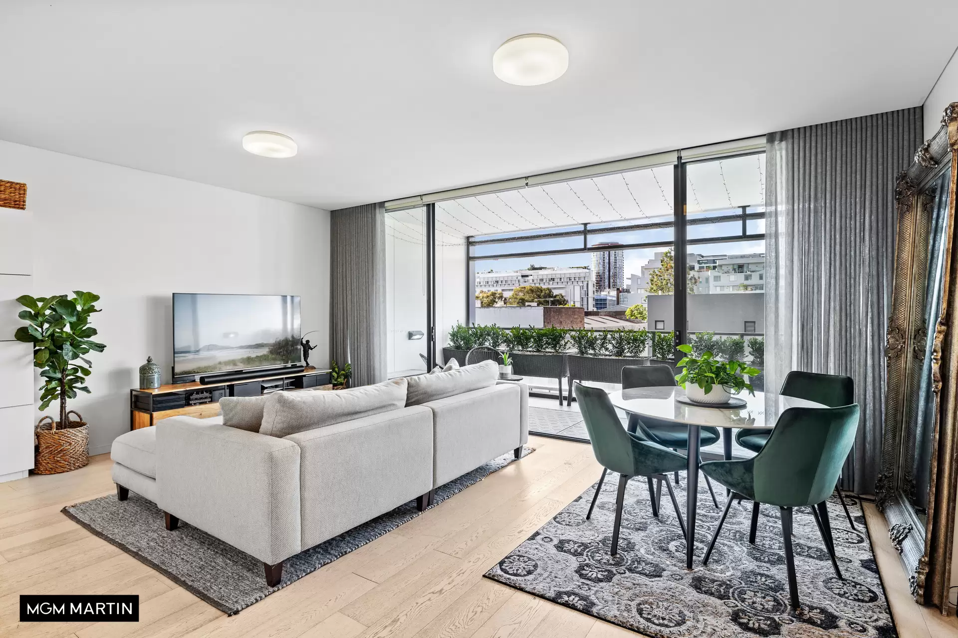 210/1-3 Dunning Avenue, Rosebery Leased by MGM Martin - image 1