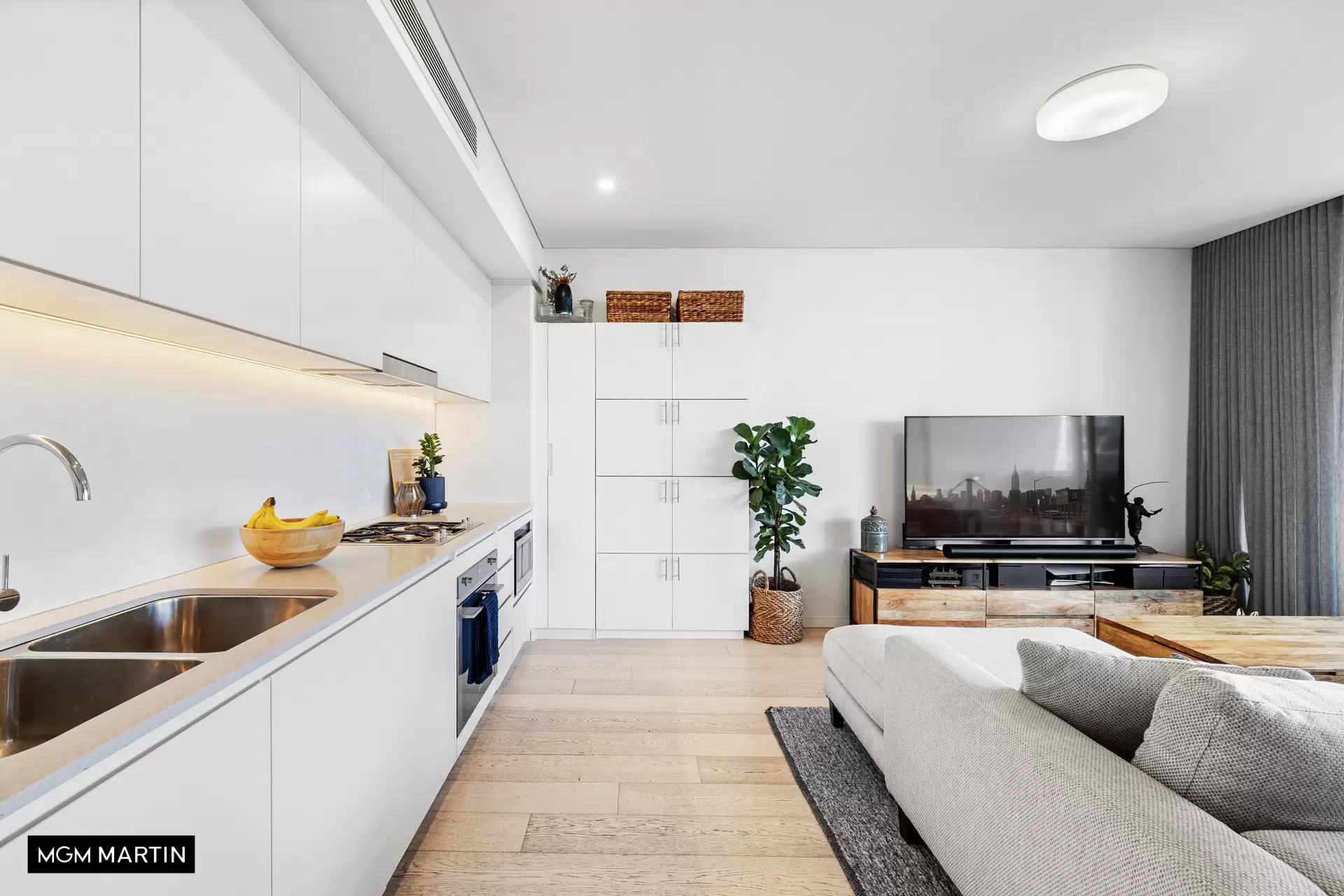 210/1-3 Dunning Avenue, Rosebery Leased by MGM Martin - image 1