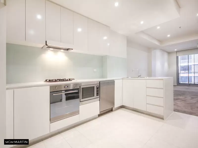 706A/8 Bourke Street, Mascot Leased by MGM Martin - image 1