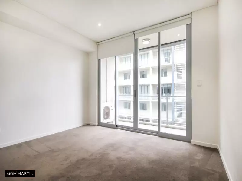 706A/8 Bourke Street, Mascot Leased by MGM Martin - image 1