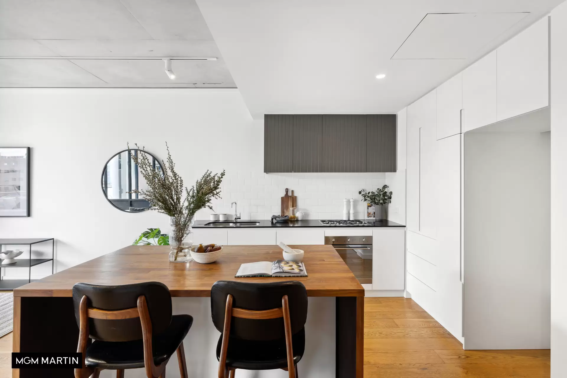 32A/356 George Street, Waterloo Leased by MGM Martin - image 1